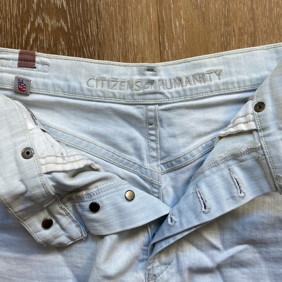 Citizens of Humanity denims shorts / size 26 - Picture 6 of 8